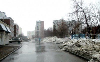 «В Калининском районе начались весенние работы по очистке территорий»