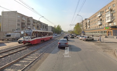 В Калининском районе запретят парковку на ул. Учительская