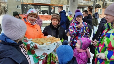 Широкую Масленицу отметили в Калининском районе